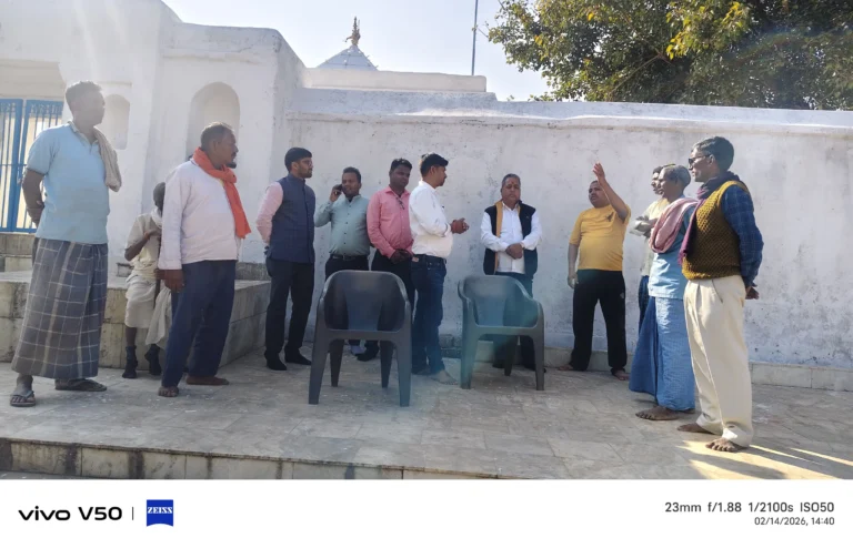 प्रखंड विकास पदाधिकारी ने बाबा घुड़मेश्वर धाम शिव मंदिर का निरीक्षण किया,